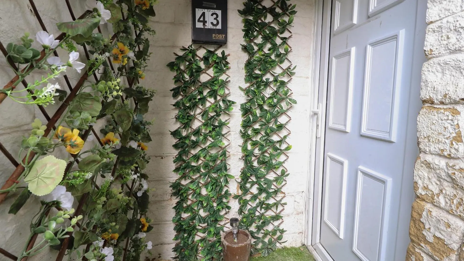 Basement Flat 43 Villa Keighley